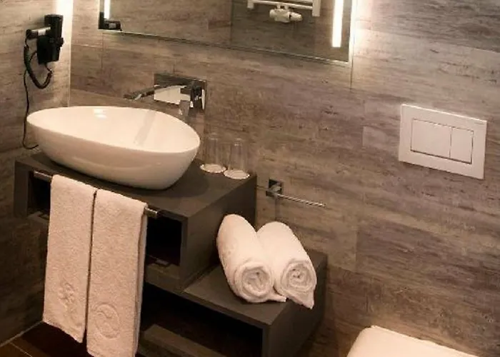 Premium By Gs Hotel 4*