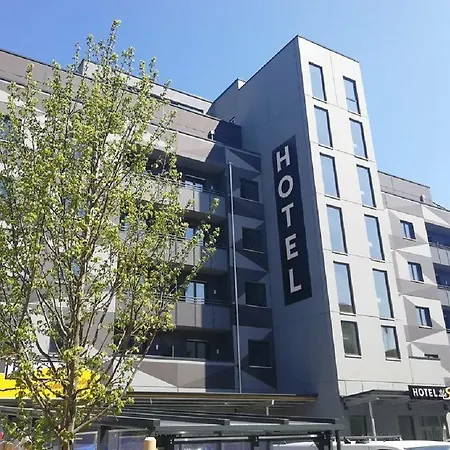 Premium By Gs Hotel